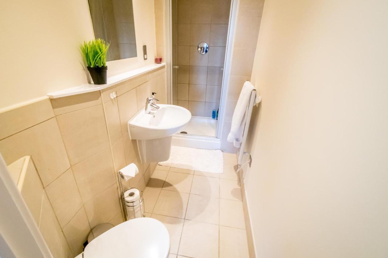 Spacious City 2 Bed, 2 Bath, Free Parking & Wifi Sheffield Zewnętrze zdjęcie